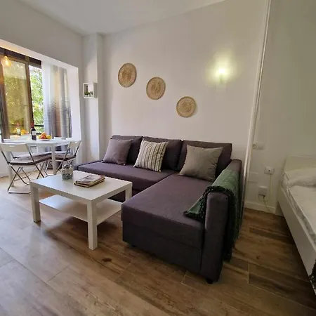 Romantic Getaway In Oldest Part Of Torremolinos